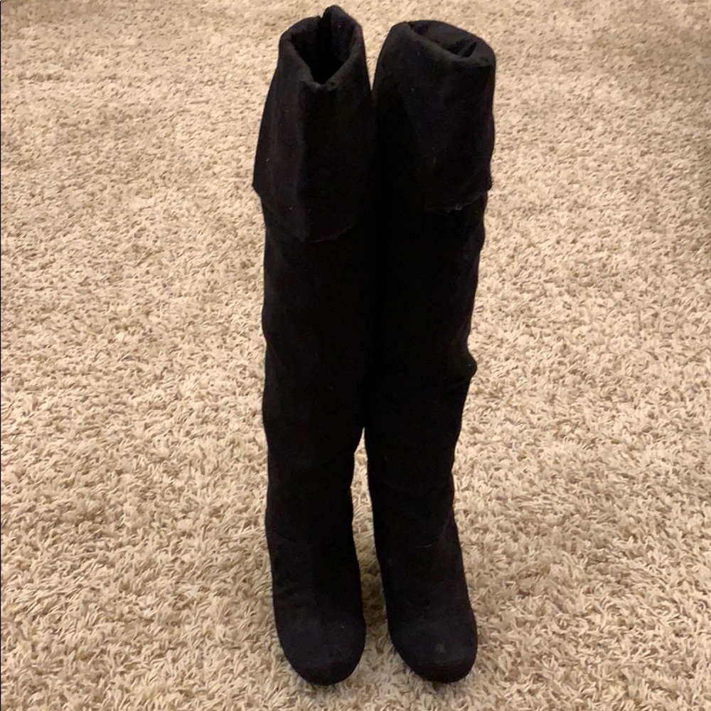 Restricted Boots